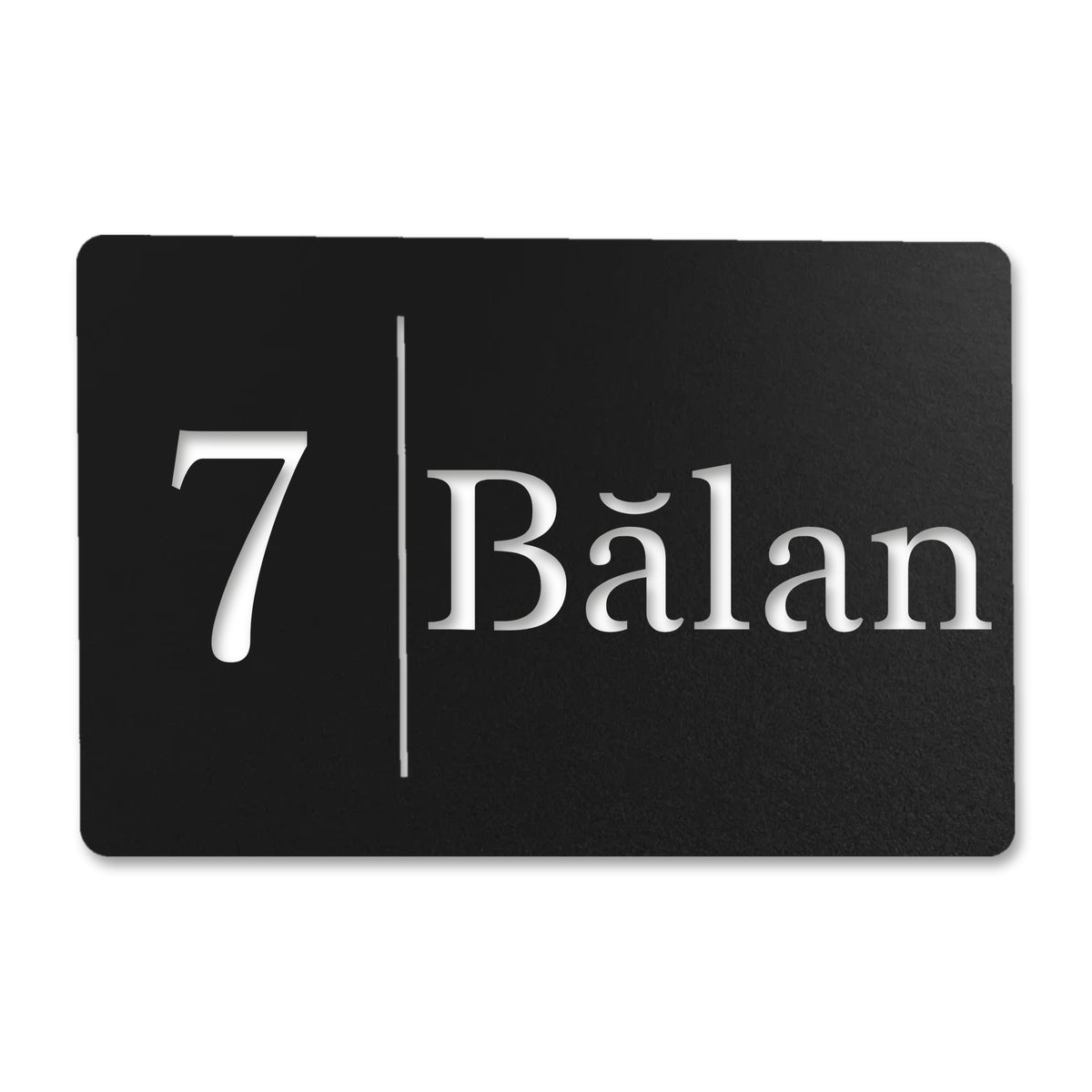Plăcuță cu număr și nume, design modern personalizată, tăiată cu laser · MOHAVE
